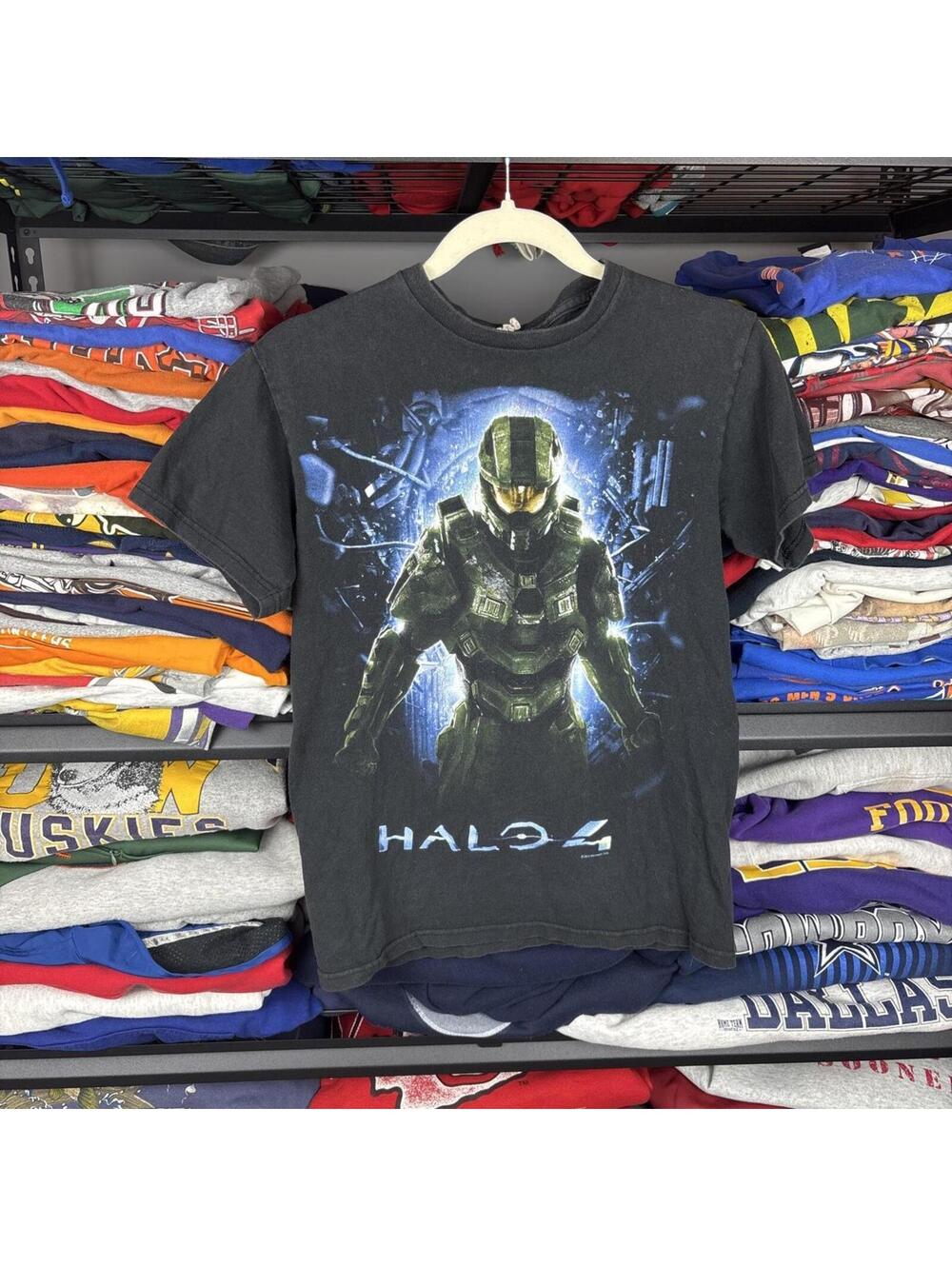 Vintage Y2K Halo 4 Master Chief Graphic T-Shirt Small
